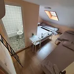 Norm Dorm Center Hotel *
