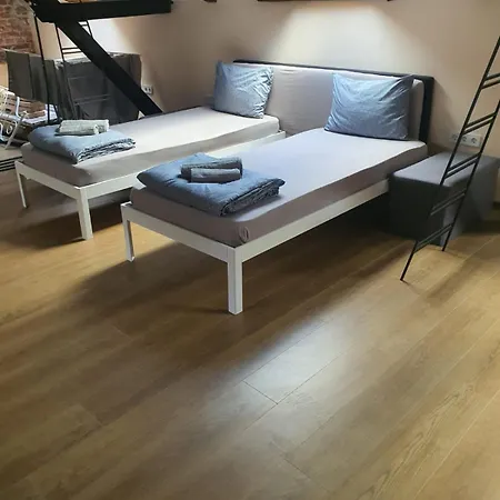 Norm Dorm Center Hotel *
