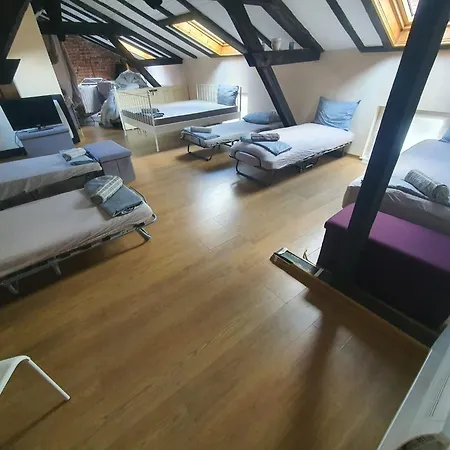 Norm Dorm Center Otel *